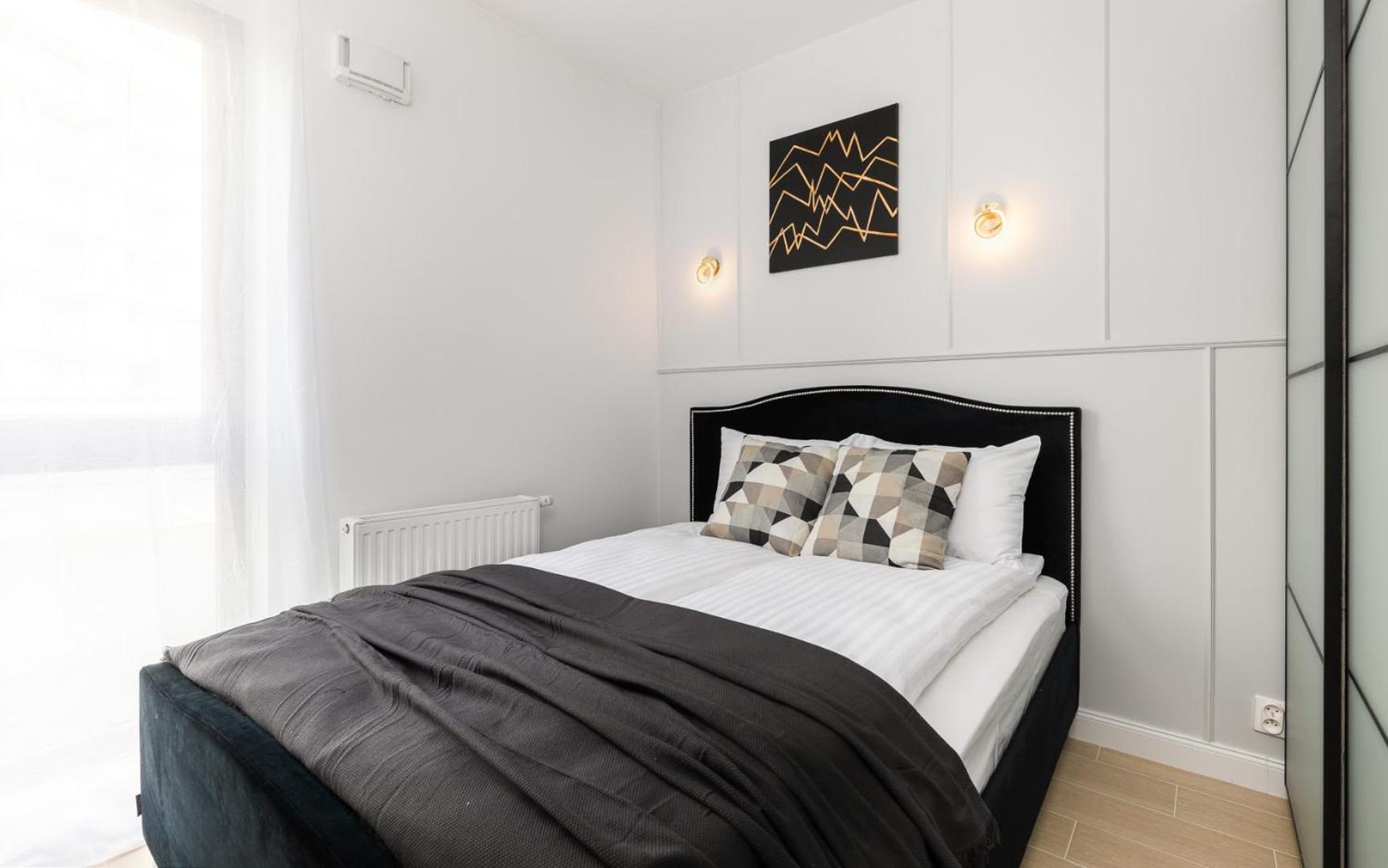 Modern Burakowska By Renters *